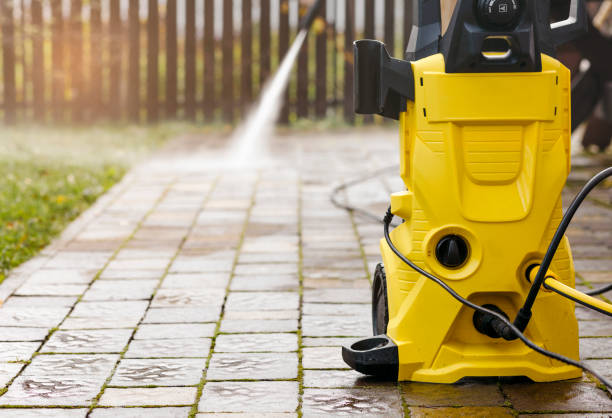 Spring Cleaning in Eddyville, KY